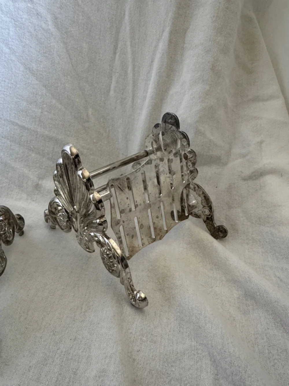 Vintage Silver Plated Leonard Italy Ornate Knife Rest and Napkin Holder